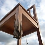 Broken Chair, Place des Nations