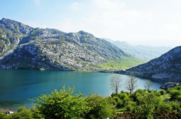 Picos de Europa, Asturias: lake & mountains