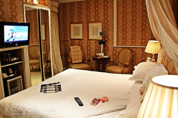Room at the Egerton Hotel Room at the Egerton Hotel