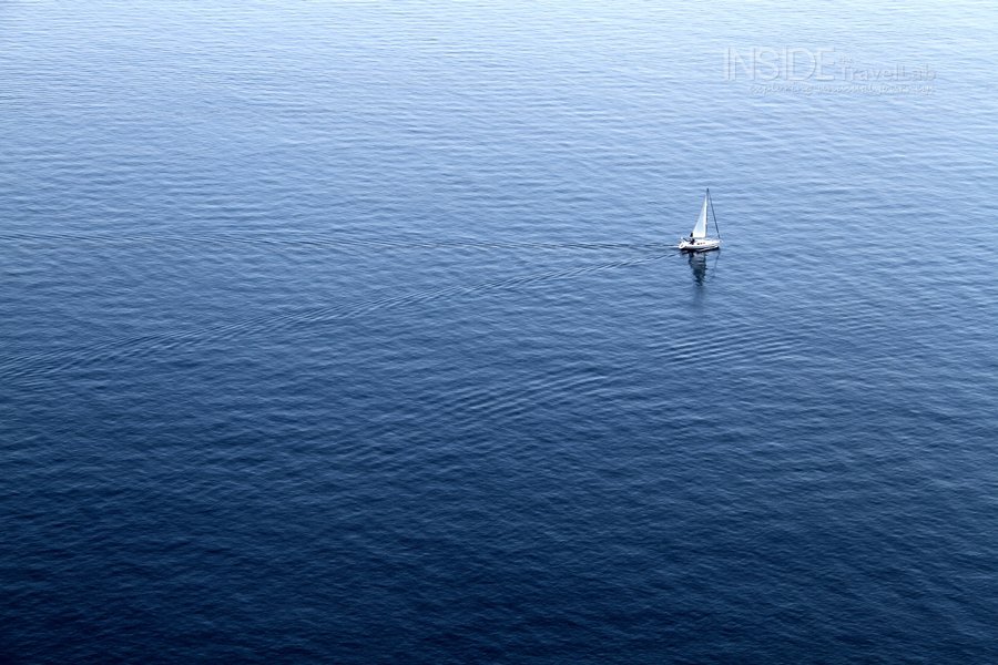 An ode to the sea - boat
