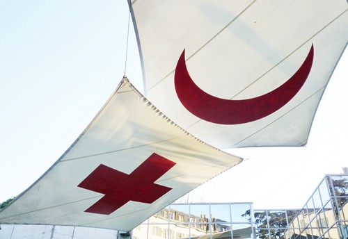 Red Cross & Crescent flags outside the museum in Geneva