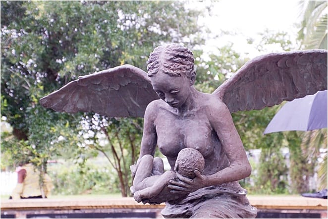 Louisiana - Great River Road - Whitney Plantation - Angel statue