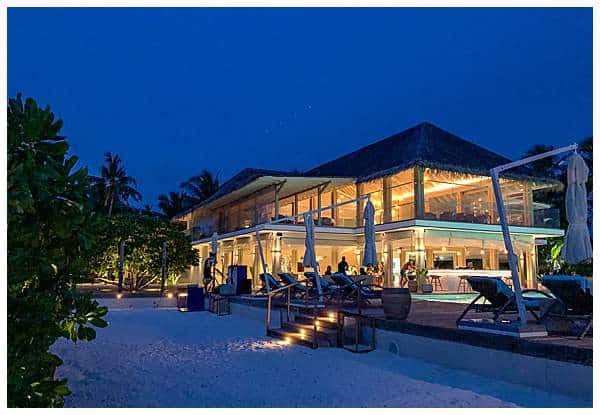 Main building Baglioni Resort at night Maldives