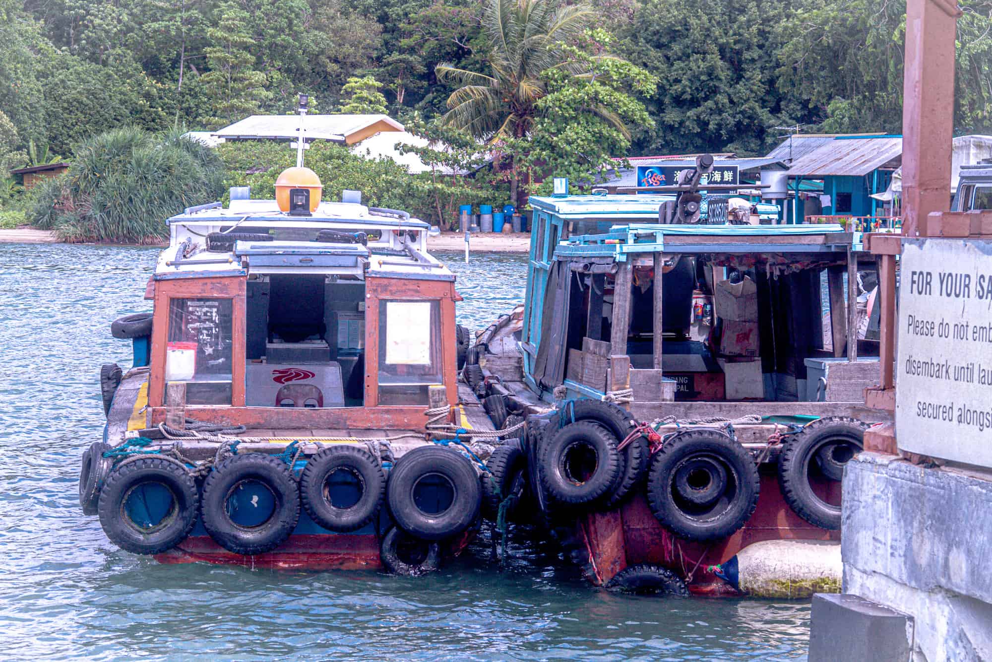 Singapore-Pulau Ubin boats on the water
