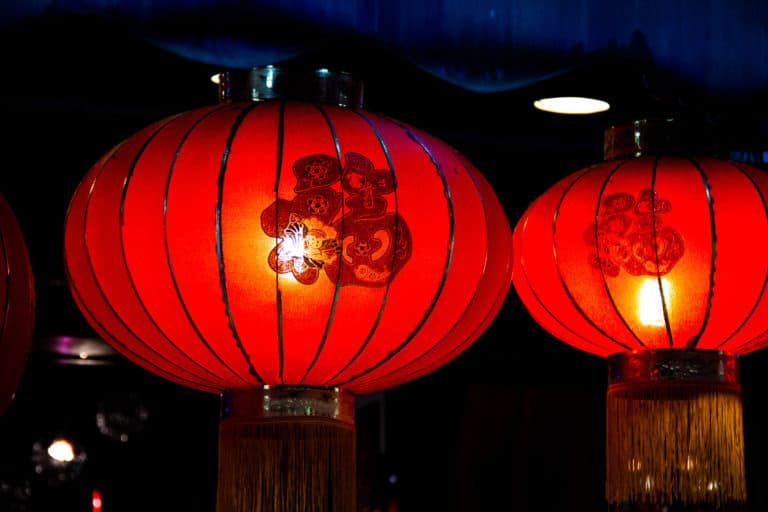Singapore-Red lanterns in Chinatown