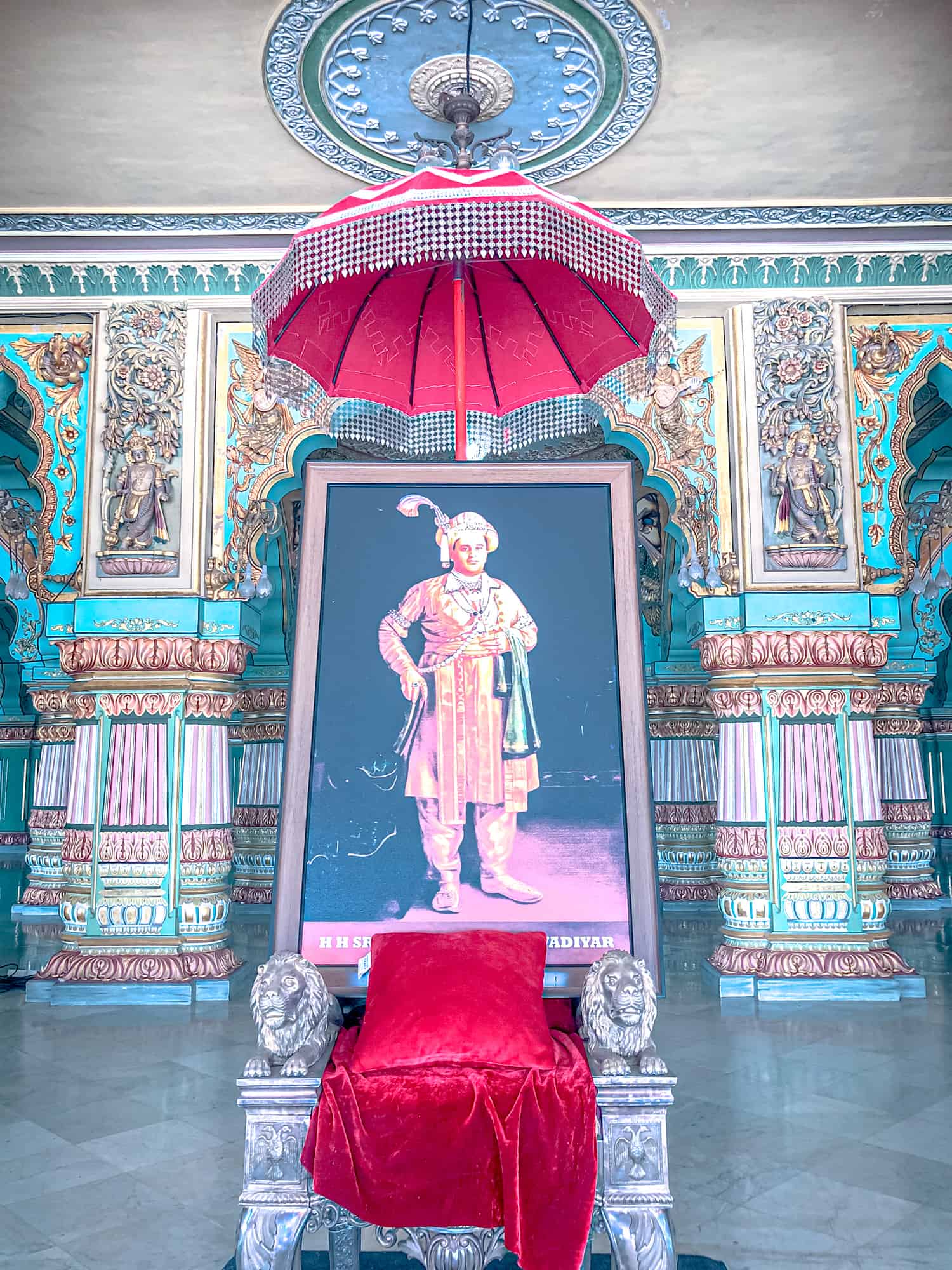 India - Karnataka - Mysore Palace-portrait