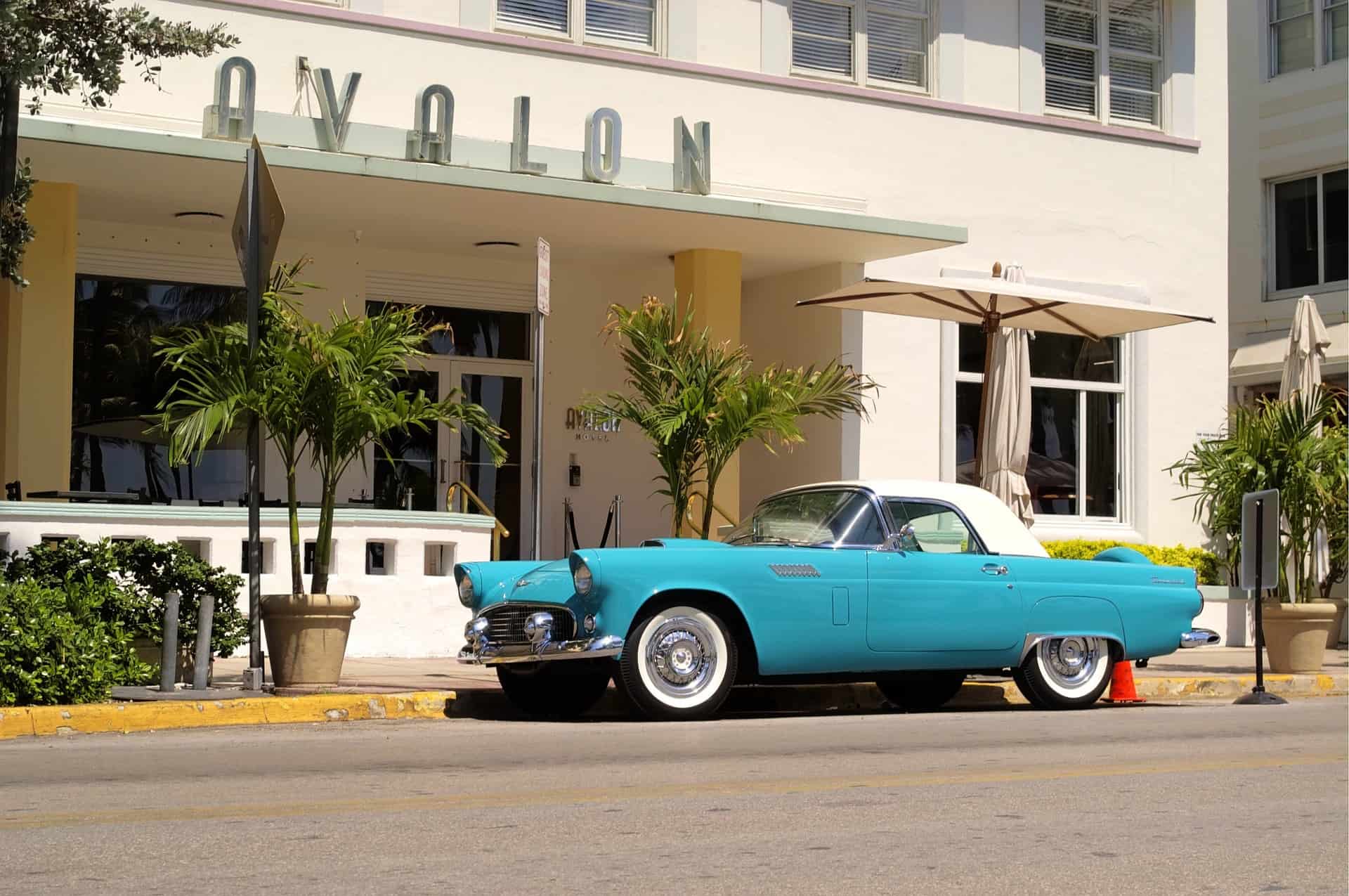 USA - Florida Bucket List - South Beach Avalon hotel and car