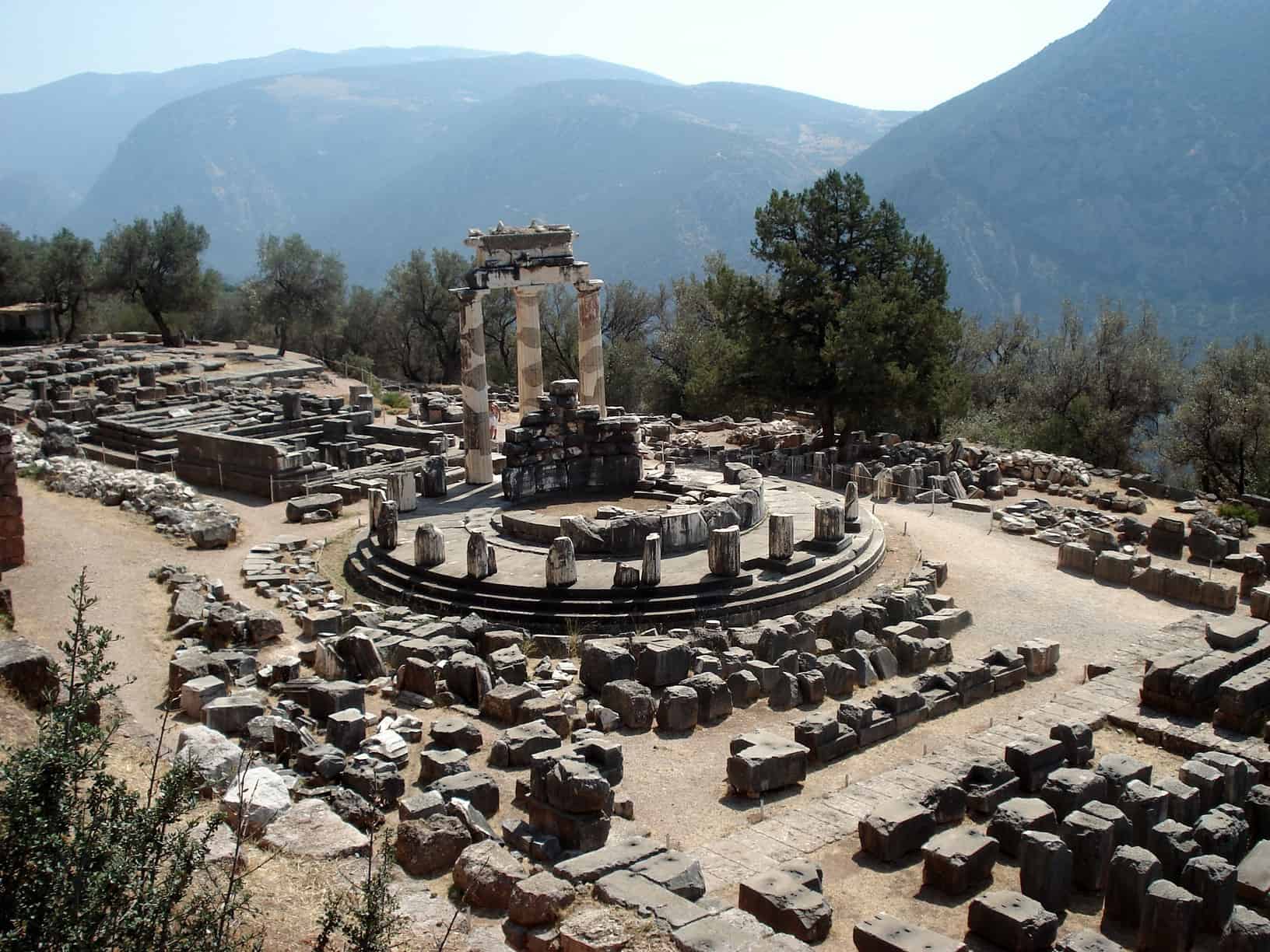 Greece - landmarks - Delphi ruins