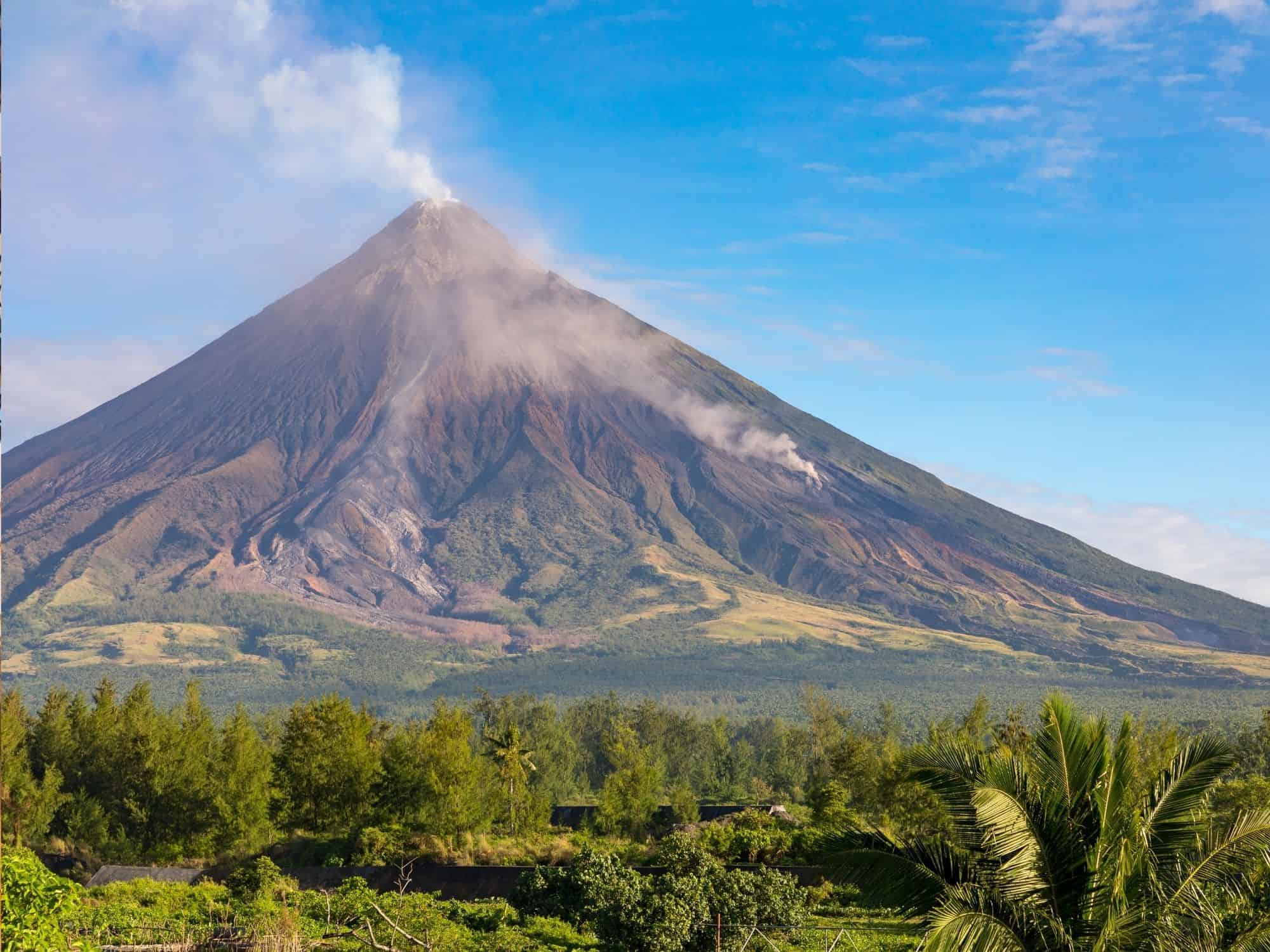 Mayon volcano - Philippines Bucket List
