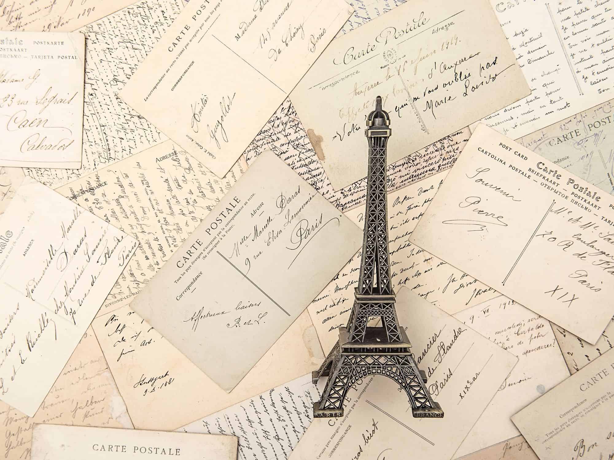 The best Paris souvenirs and the best souvenirs to bring back from France
