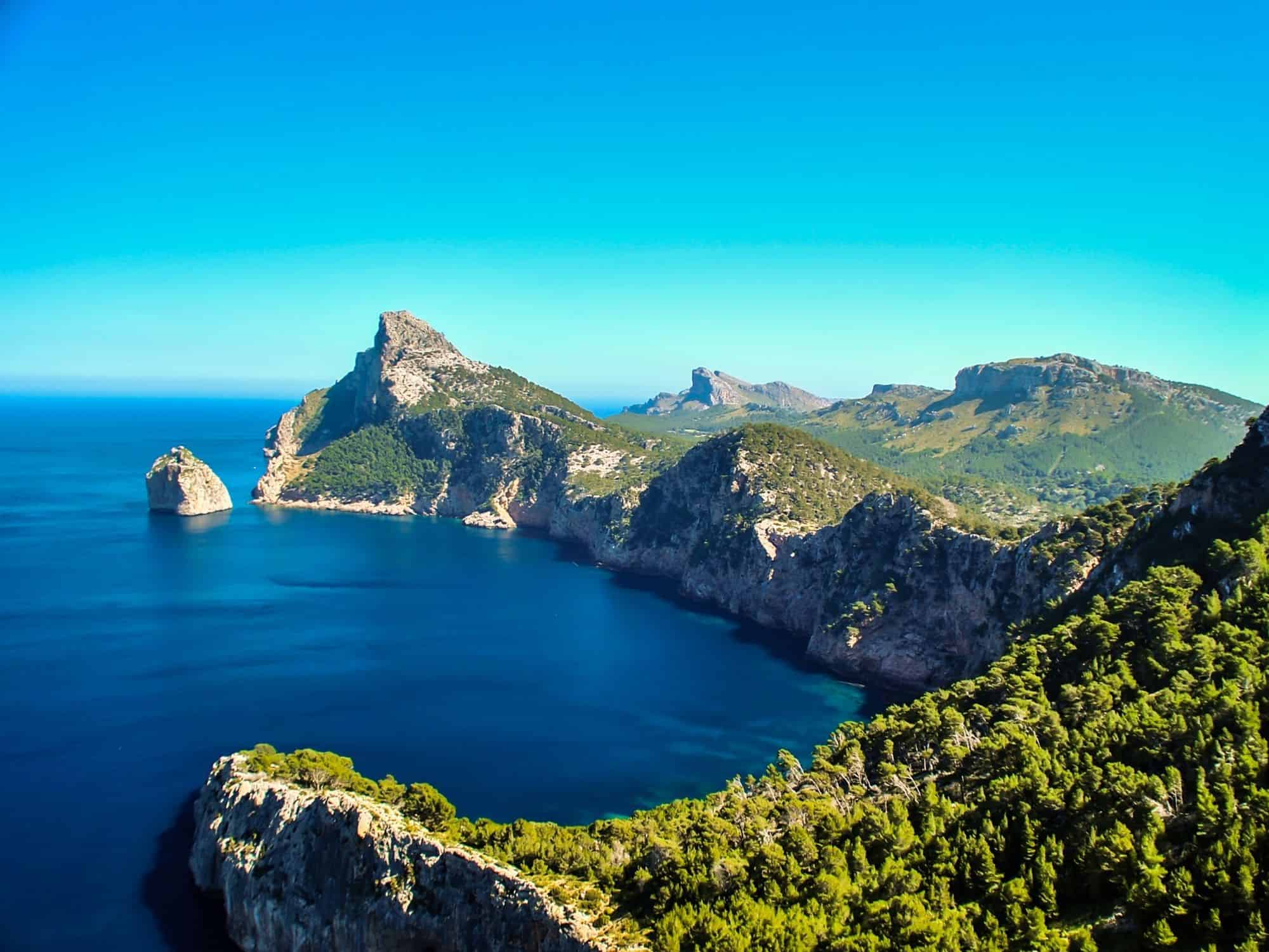 Best sailing Europe destinations - Mallorca coastline