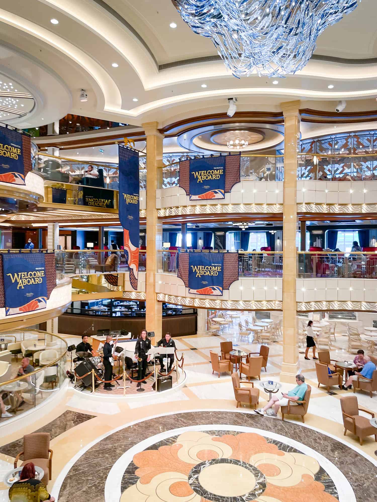 Discovery Princess Review - Piazza Welcome Aboard with live music