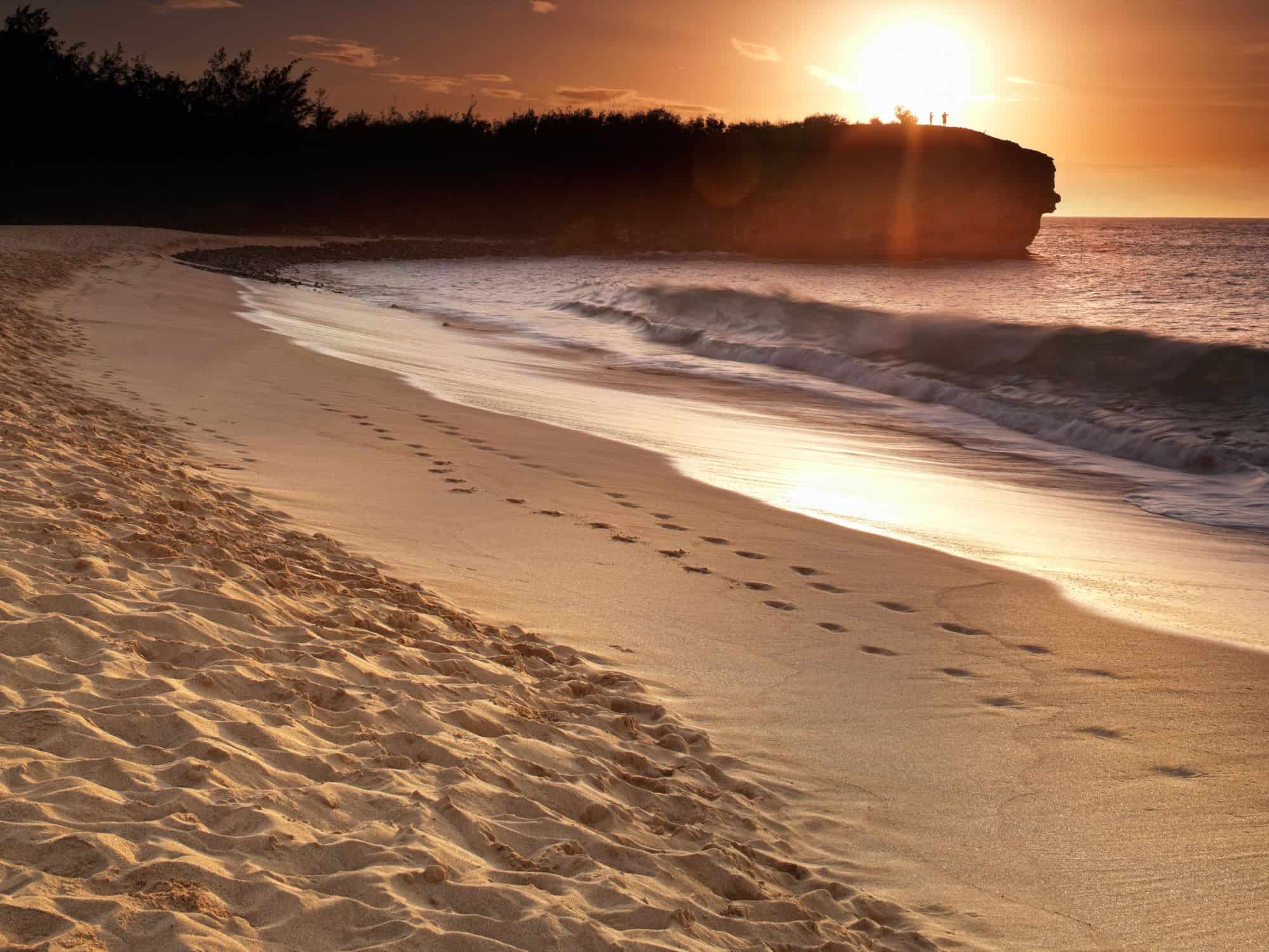 USA - Hawaii - POʻIPŪ - beach scene