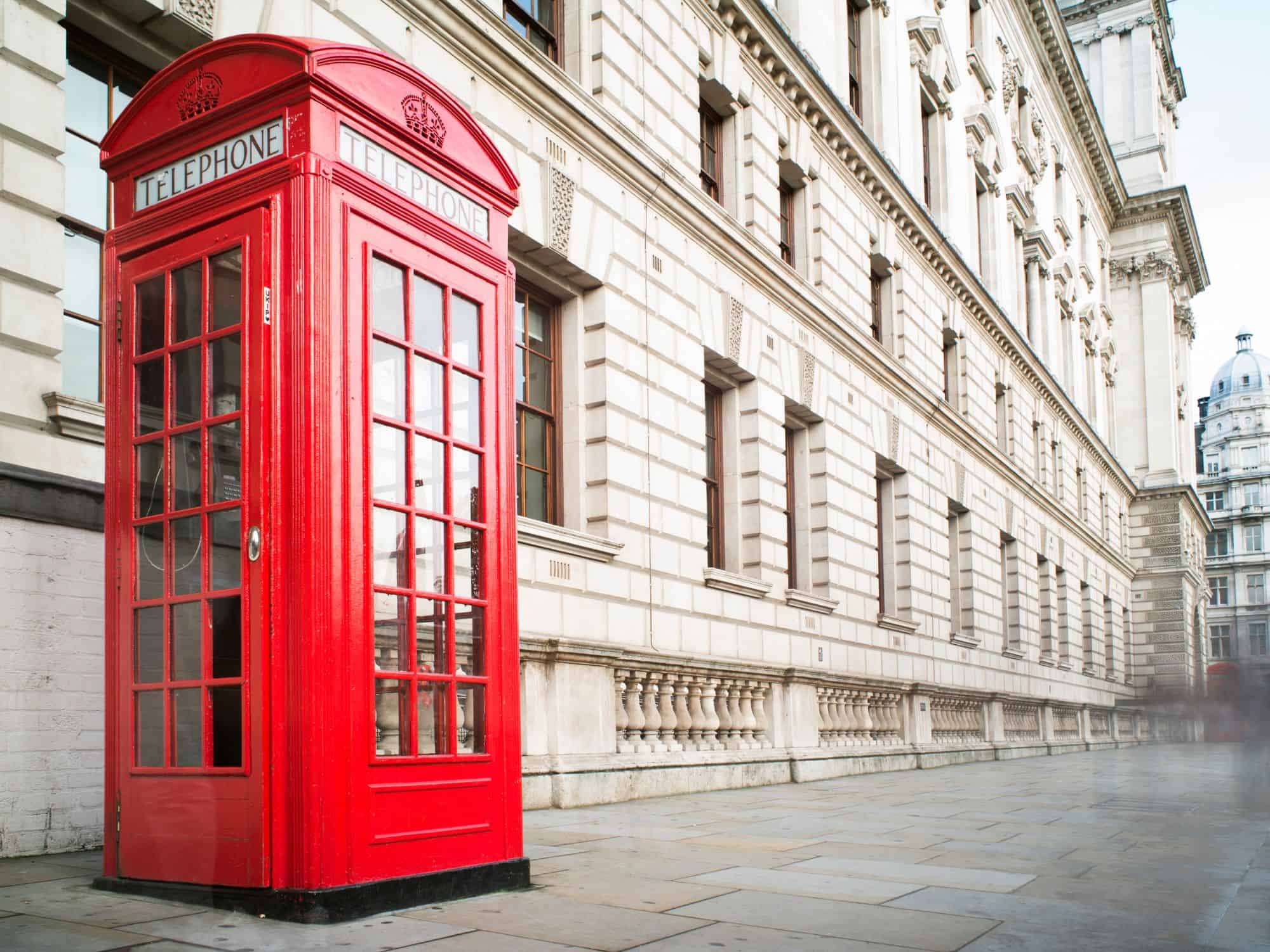 London Phonebox - how to connect when travelling in Europe