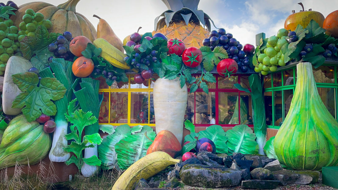 The restaurant with giant vegetables makes for a great meeting point at Parc Asterix