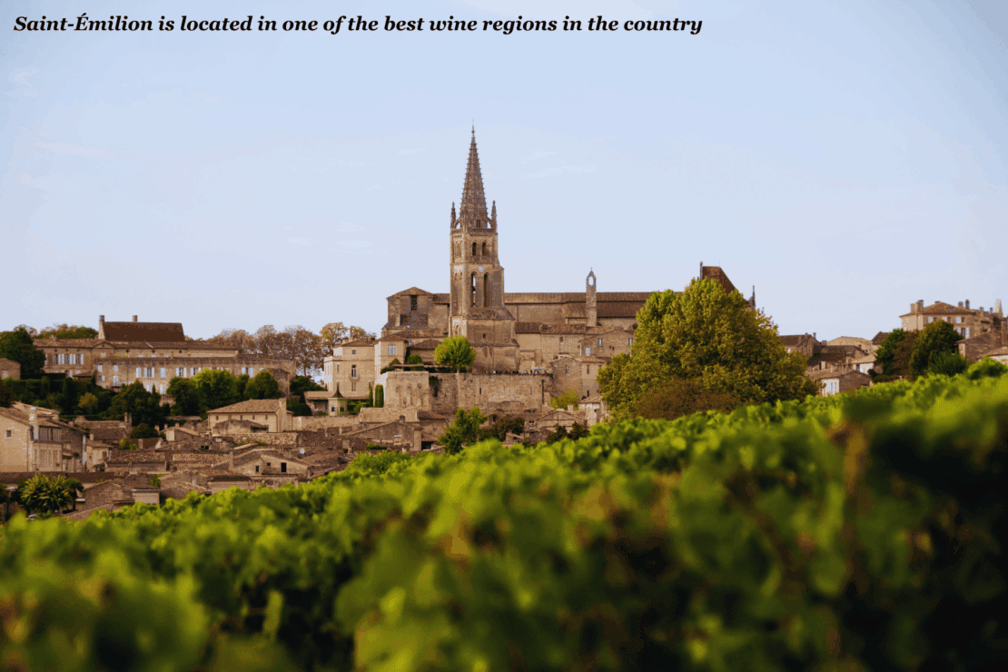 Church in Saint-Émilion - Bordeaux itinerary