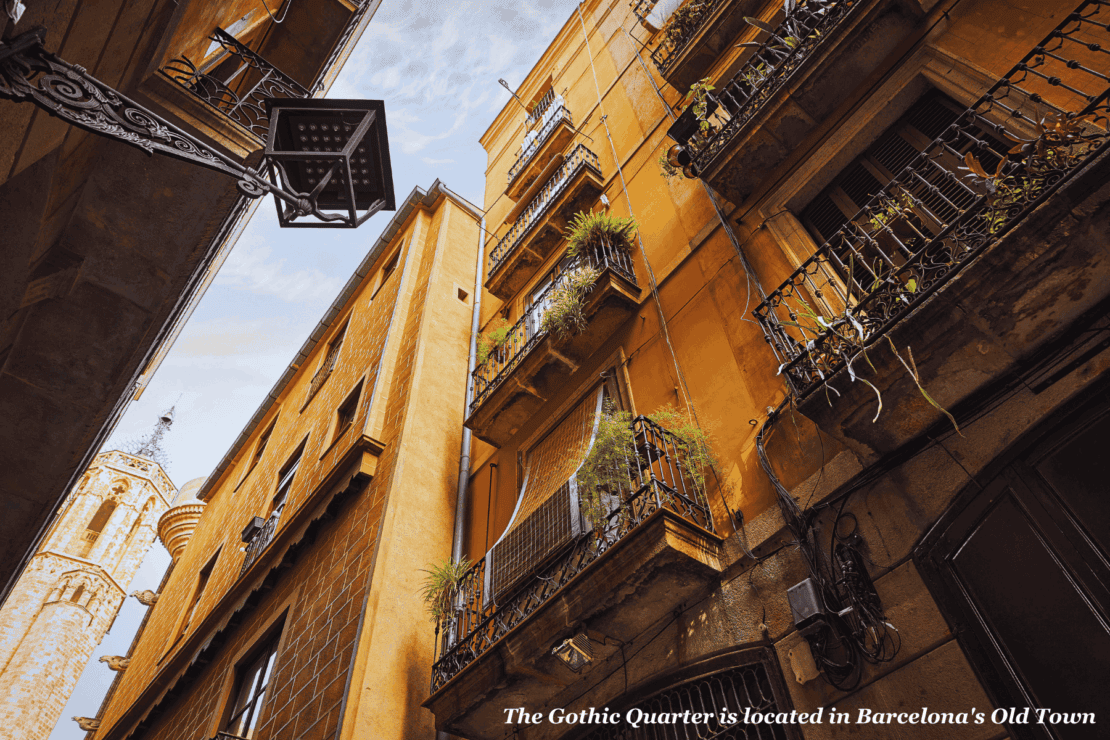 Houses in The Gothic Quarter - the best neighbourhoods to stay in Barcelona