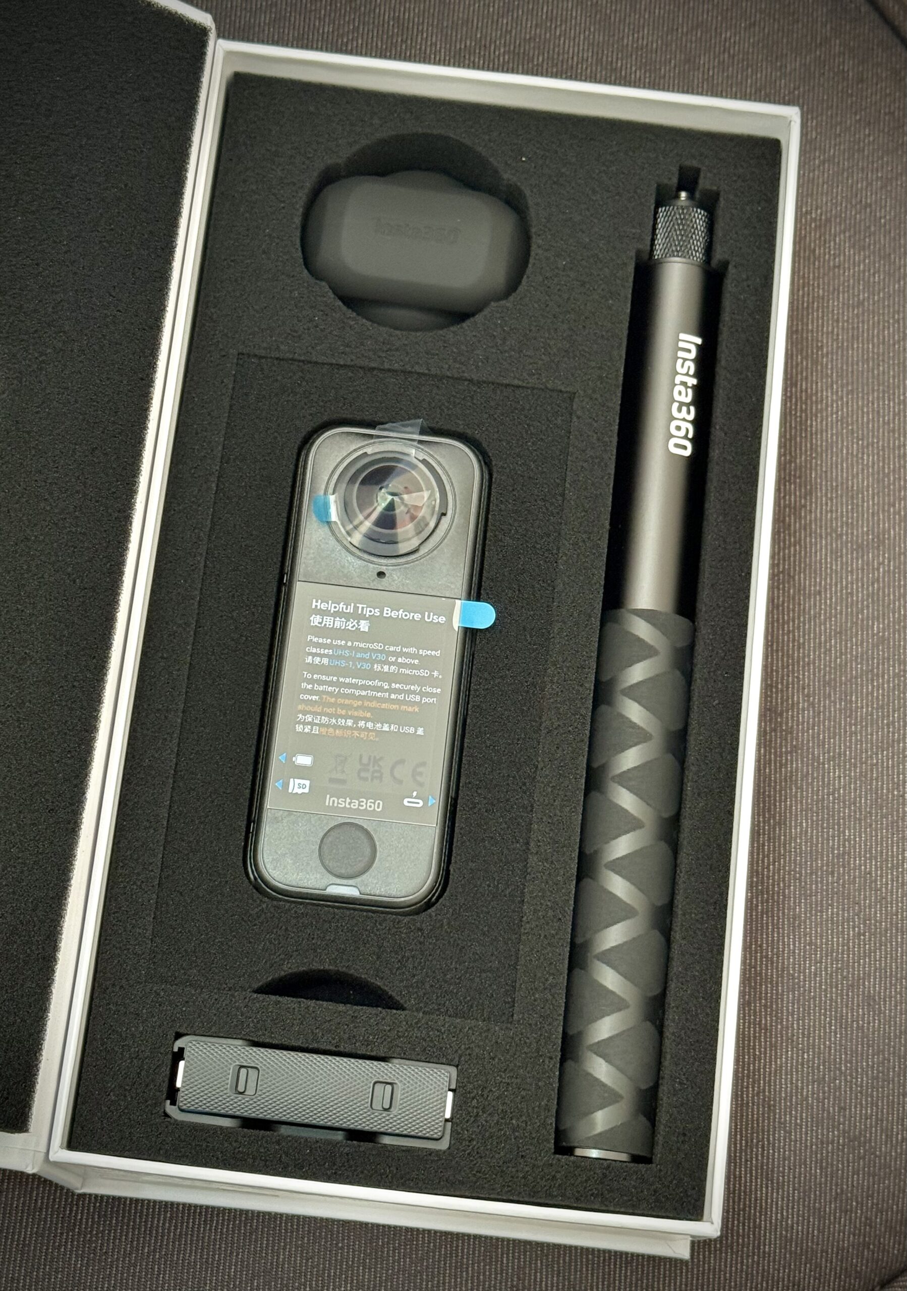 Insta360 4x Air in box